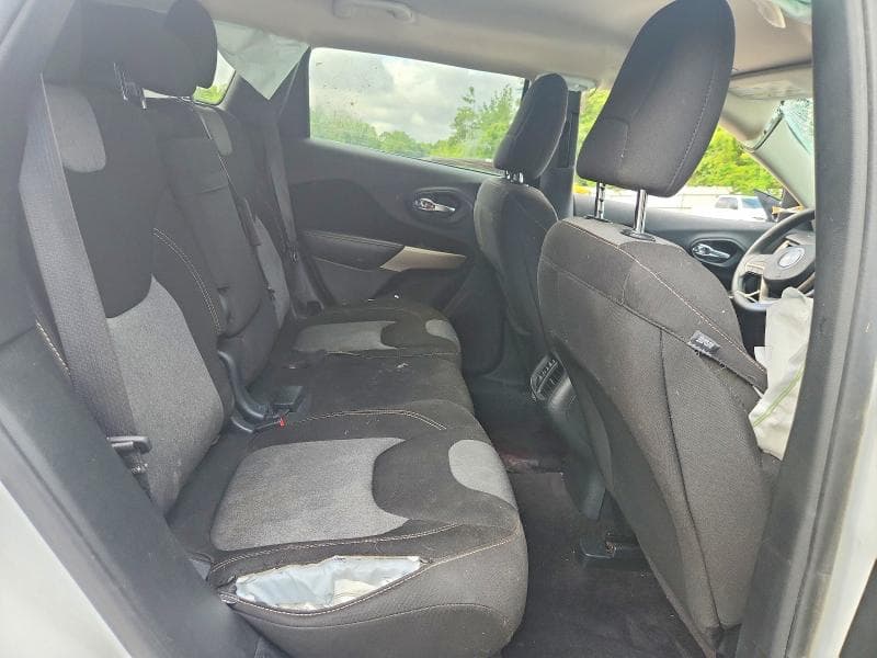 2018 JEEP CHEROKEE LATITUDE 10