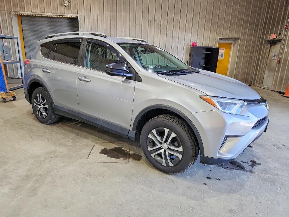 2017 TOYOTA RAV4 LE 4