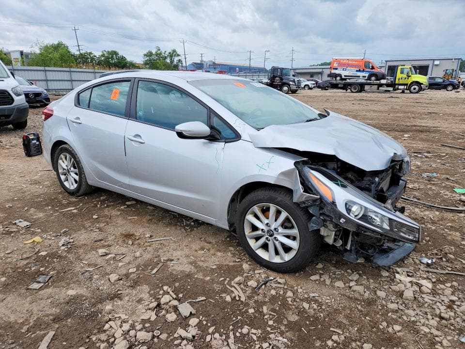 2017 KIA FORTE LX 4