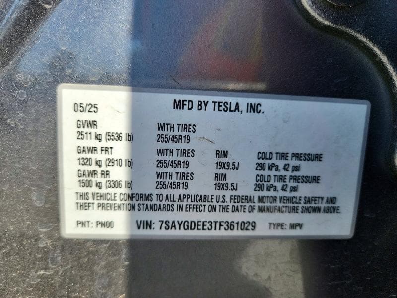 2026 TESLA MODEL Y 12