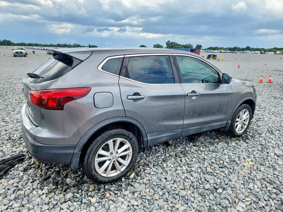 2017 NISSAN ROGUE SPORT S 3