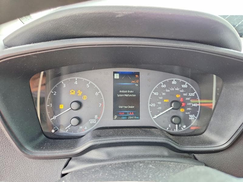 2025 TOYOTA COROLLA LE 9