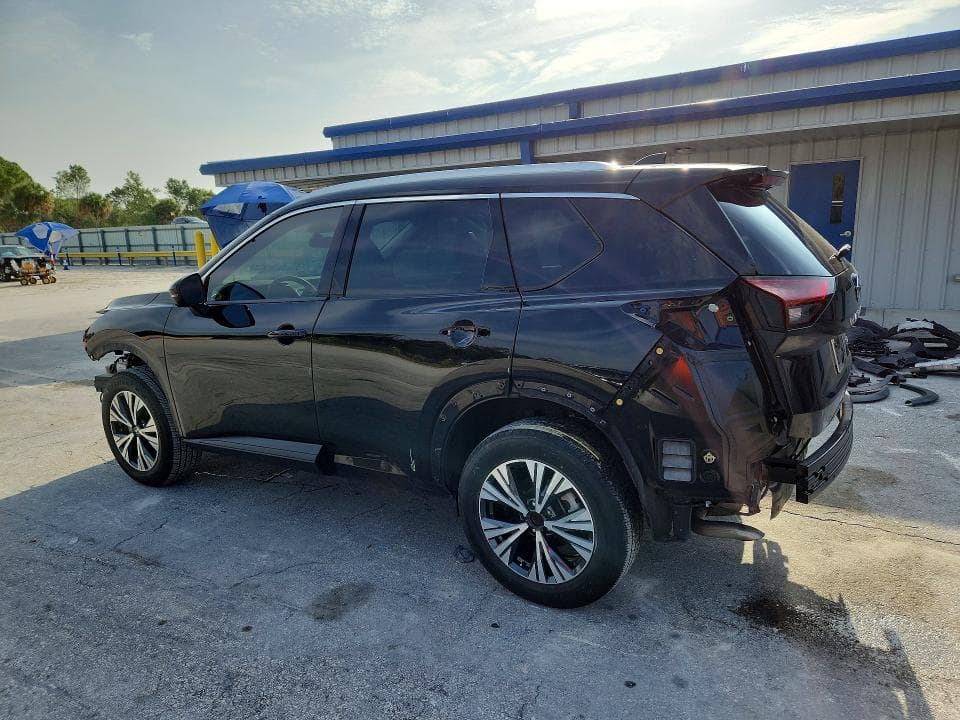 2021 NISSAN ROGUE SV 2