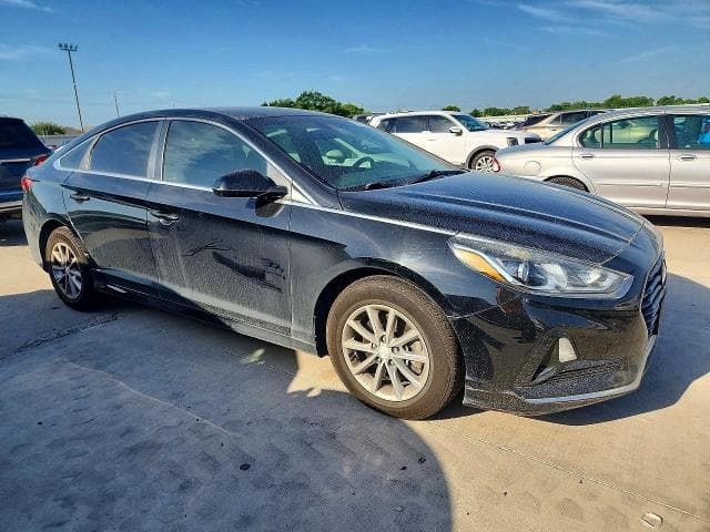 2019 HYUNDAI SONATA SE 4