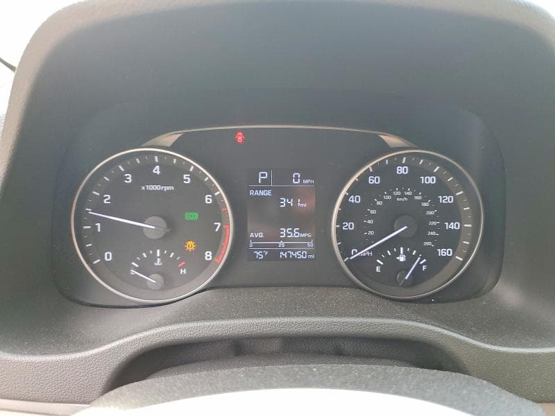 2017 HYUNDAI ELANTRA SE 9