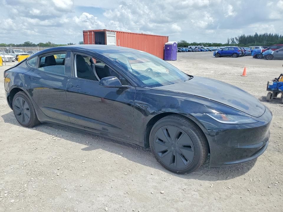 2026 TESLA MODEL 3 4
