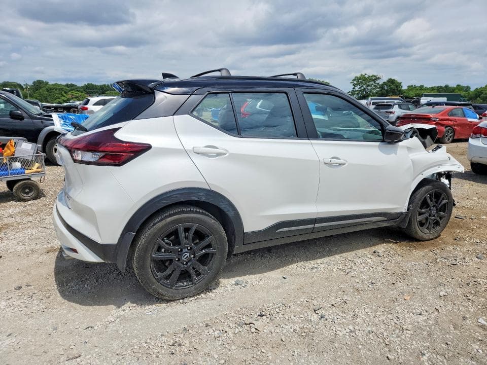 2024 NISSAN KICKS SR 3