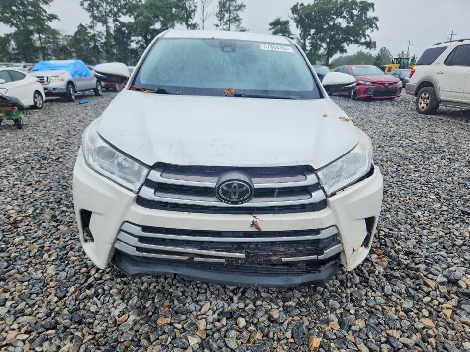 2019 TOYOTA HIGHLANDER LE 5