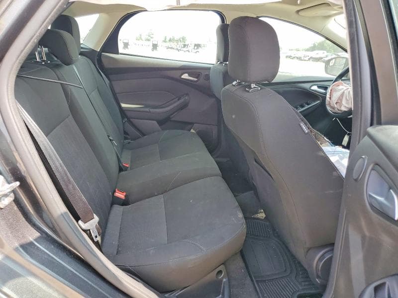 2017 FORD FOCUS SEL 10