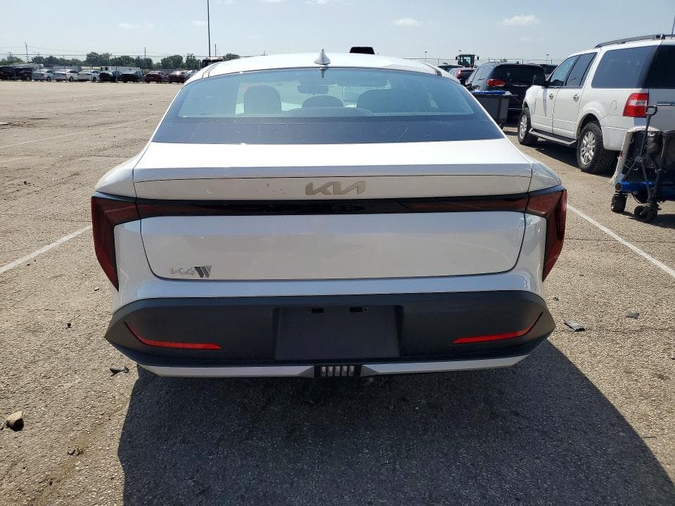 2025 KIA K4 LXS 6