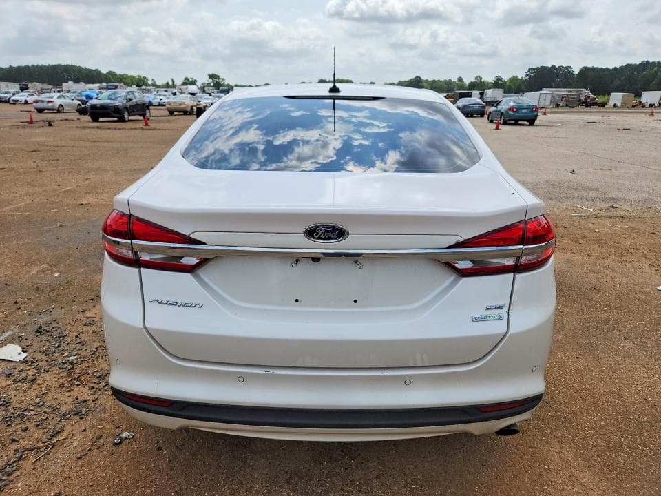 2018 FORD FUSION SE 6