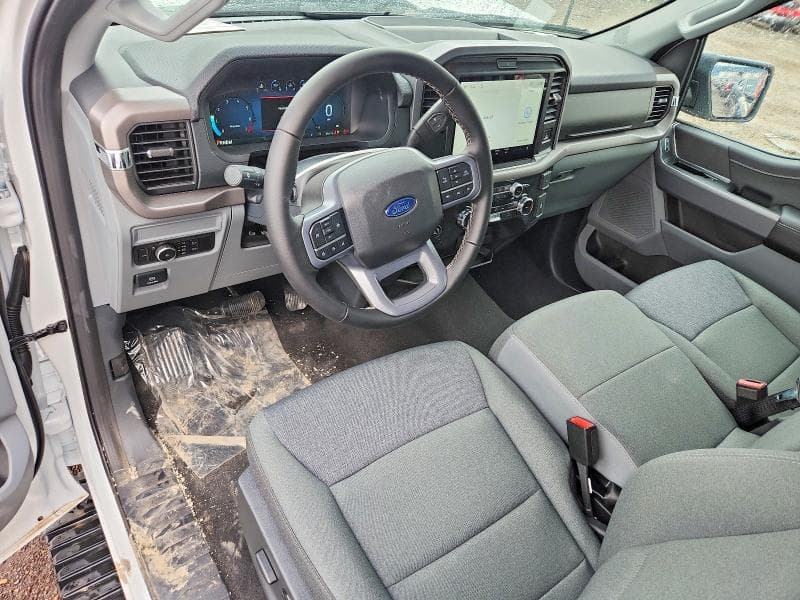 2026 FORD F150 XLT 8