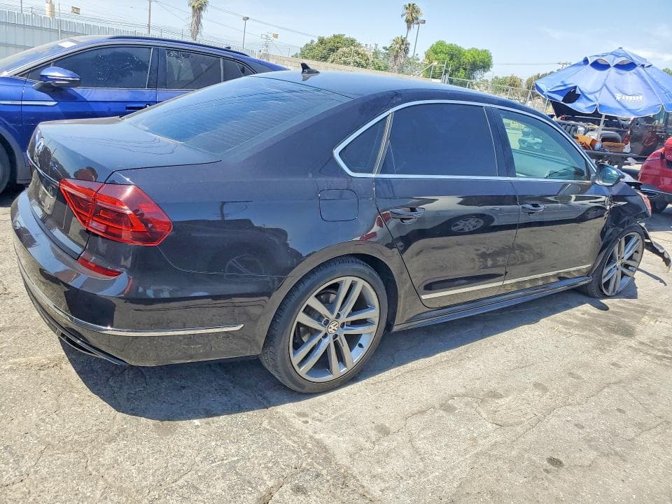 2017 VOLKSWAGEN PASSAT R-LINE R-LINE 3