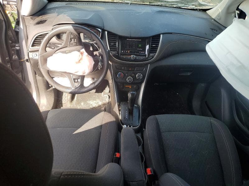 2020 CHEVROLET TRAX LS 8