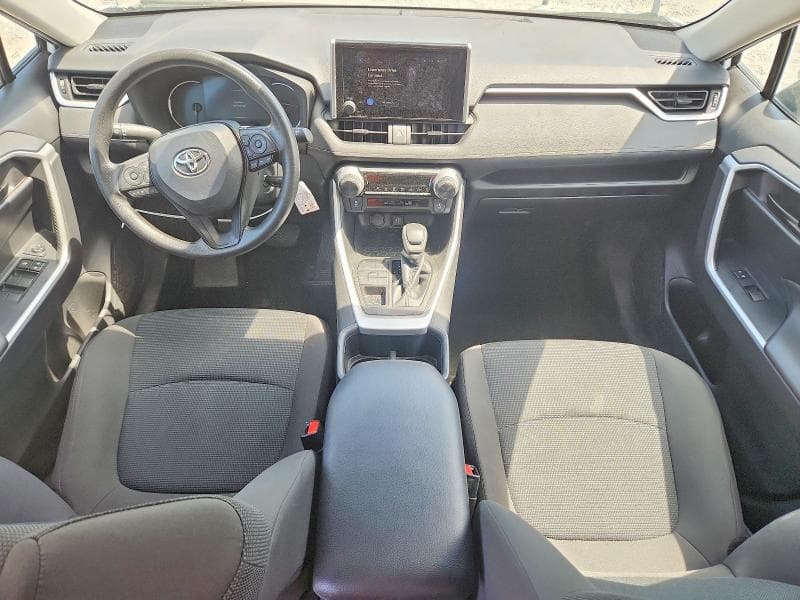 2023 TOYOTA RAV4 LE 8