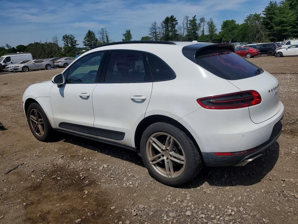 2017 PORSCHE MACAN 2