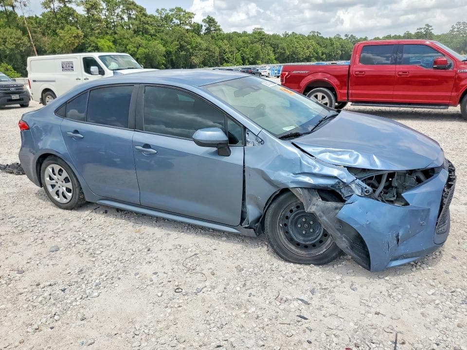 2020 TOYOTA COROLLA LE 4