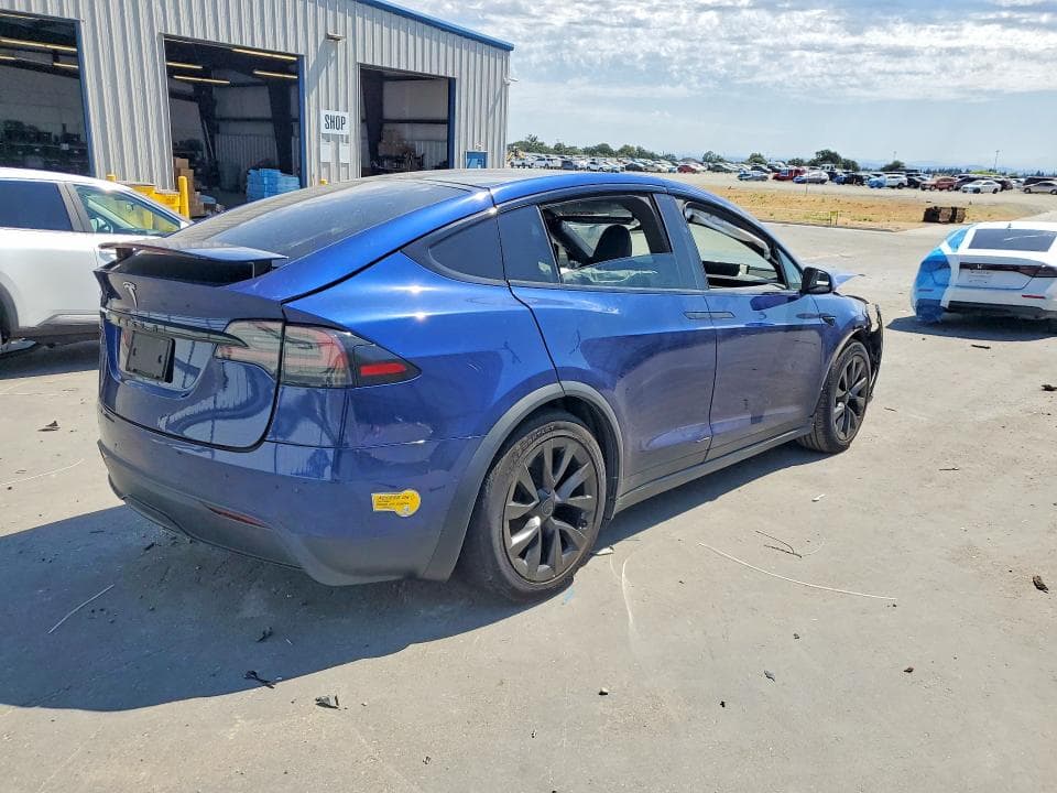 2022 TESLA MODEL X 3