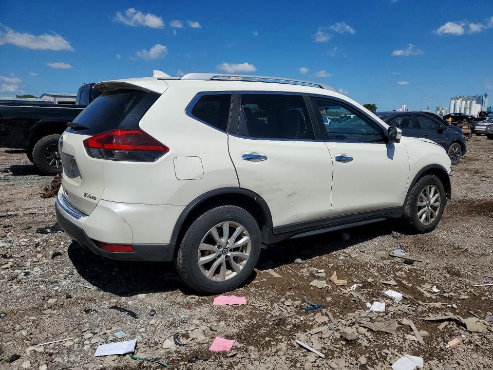 2018 NISSAN ROGUE SV 3