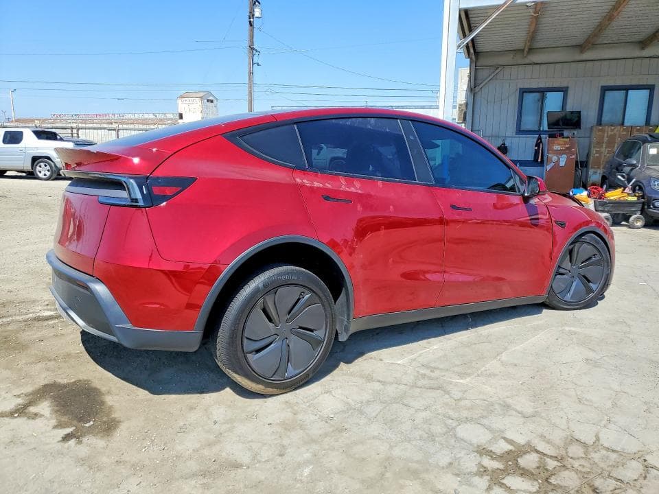 2026 TESLA MODEL Y 3