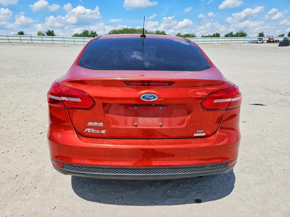 2018 FORD FOCUS SE 6