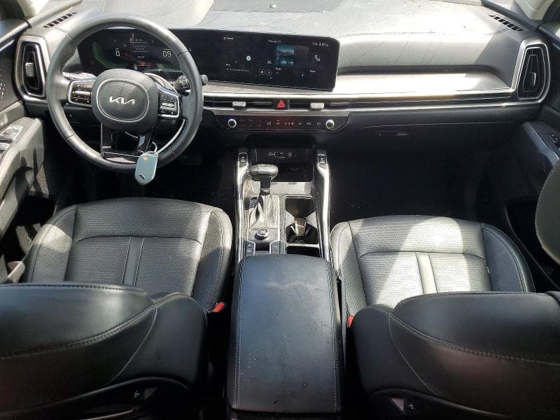 2024 KIA SORENTO S 8