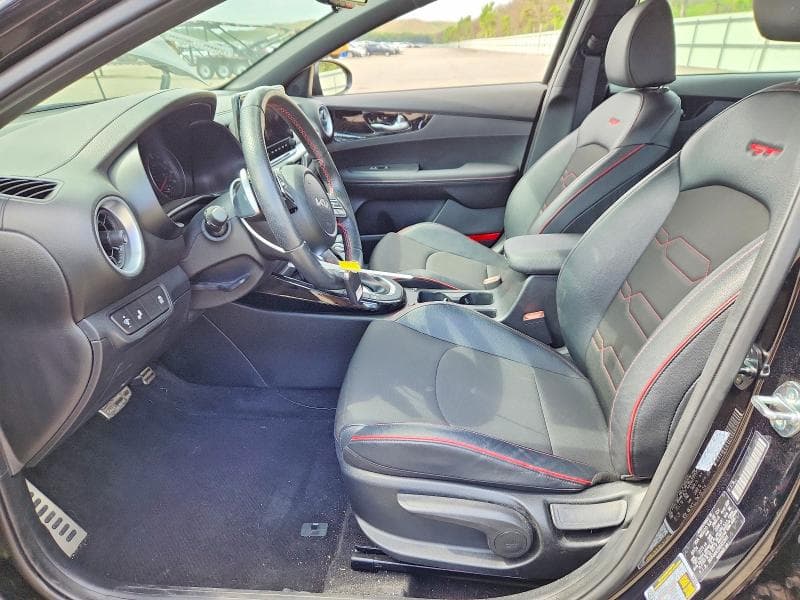 2024 KIA FORTE GT 7