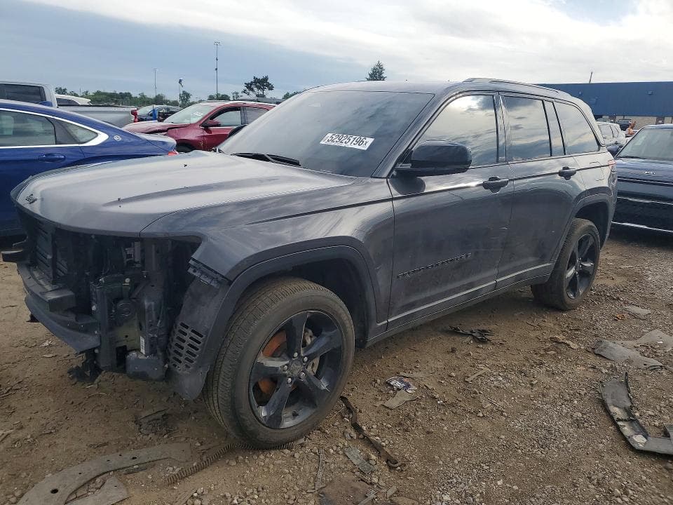 2024 JEEP GRAND CHEROKEE LAREDO - 1