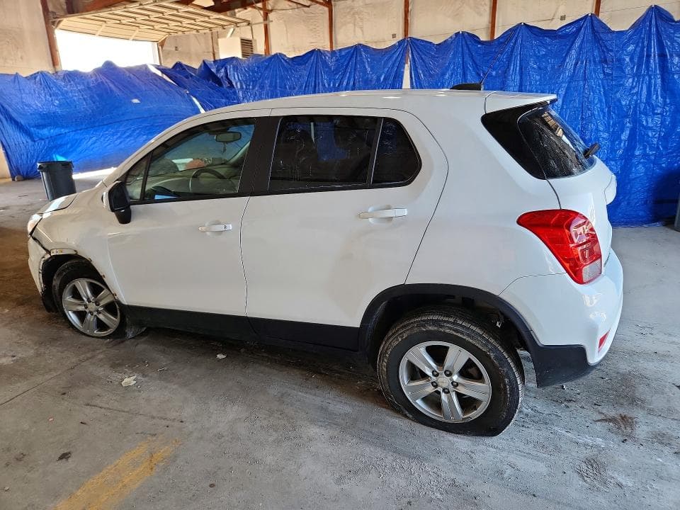 2021 CHEVROLET TRAX LS 2
