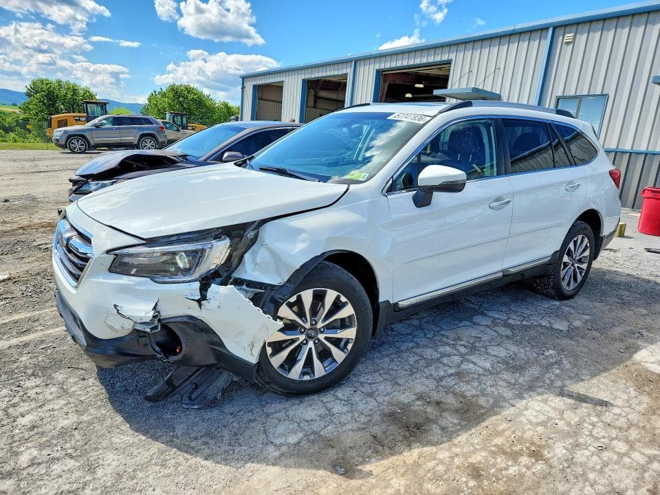 2019 SUBARU OUTBACK TOURING - 1