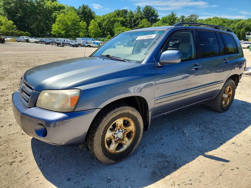 2004 TOYOTA HIGHLANDER