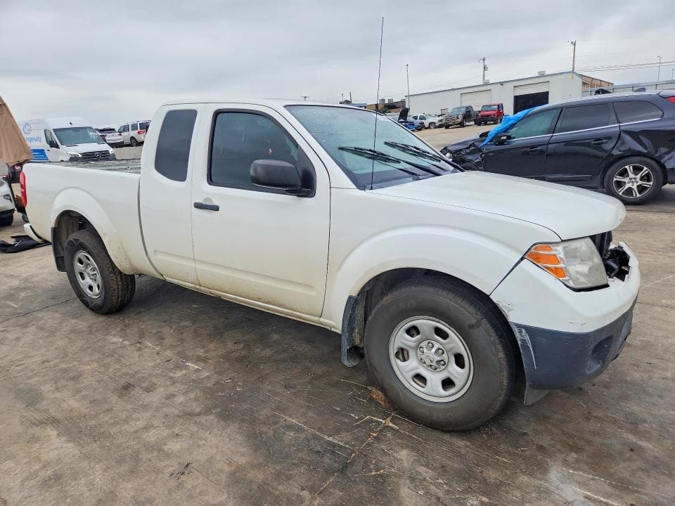 2020 NISSAN FRONTIER S 4
