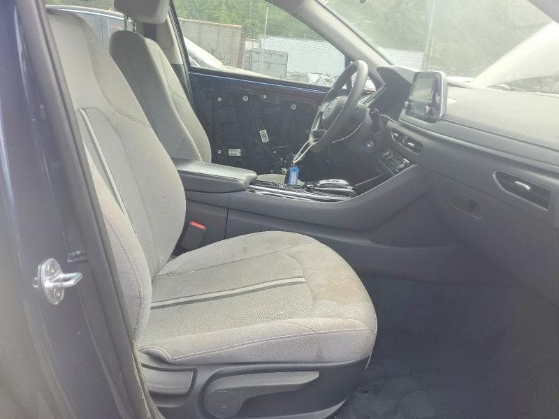 2021 HYUNDAI SONATA SE 7