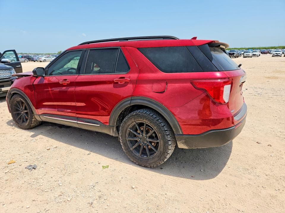 2020 FORD EXPLORER XLT 2