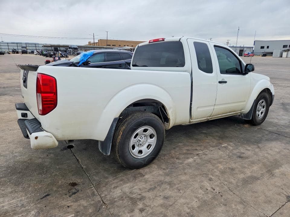 2020 NISSAN FRONTIER S 3