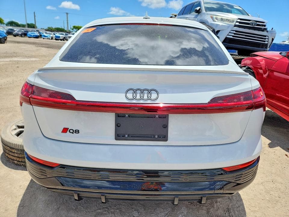 2024 AUDI Q8 E-TRON SPORTBACK PREMIUM PLUS 6