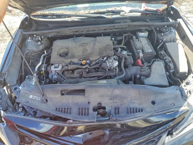 2022 TOYOTA CAMRY SE 11