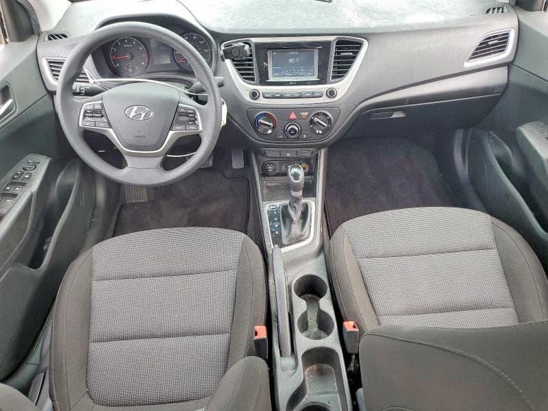 2021 HYUNDAI ACCENT SE 8