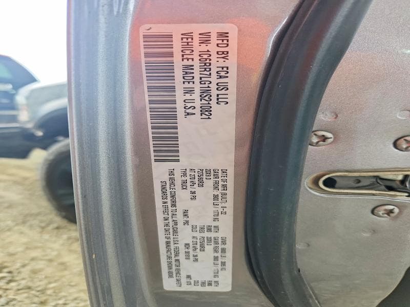 2022 RAM 1500 CLASSIC SLT 12