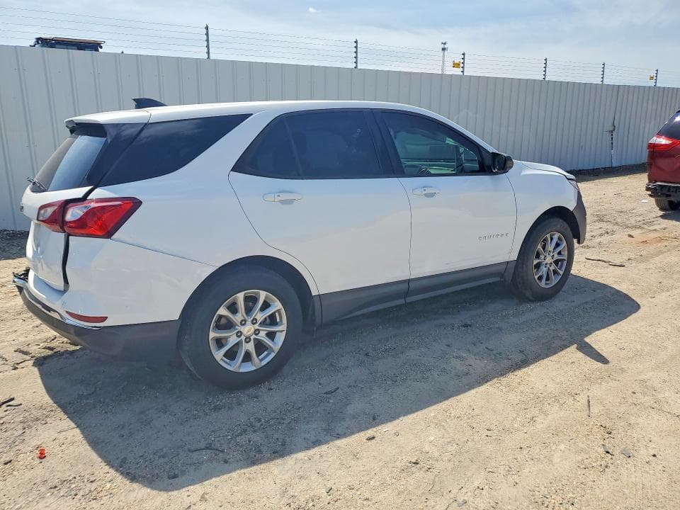 2018 CHEVROLET EQUINOX LS 3