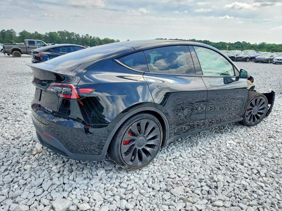 2023 TESLA MODEL Y 3