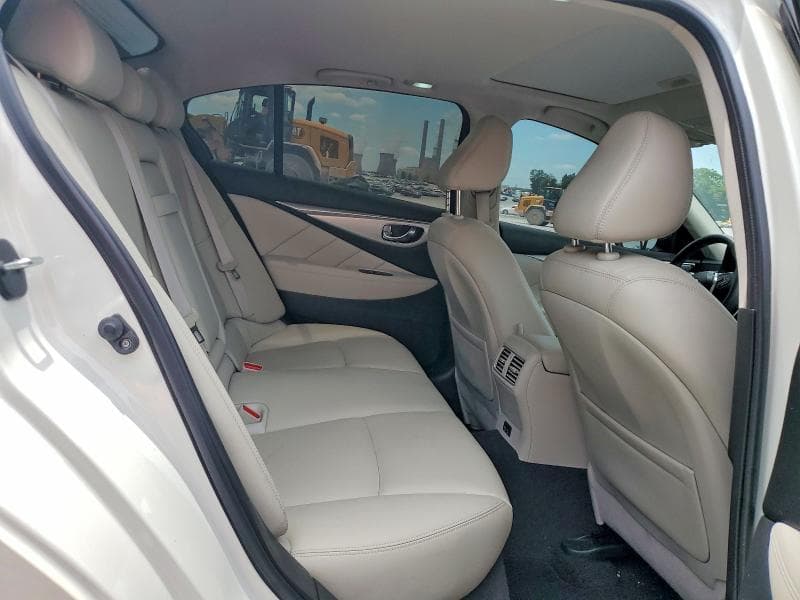 2021 INFINITI Q50 LUXE 10