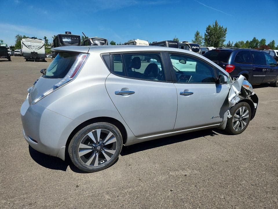 2017 NISSAN LEAF SL 3