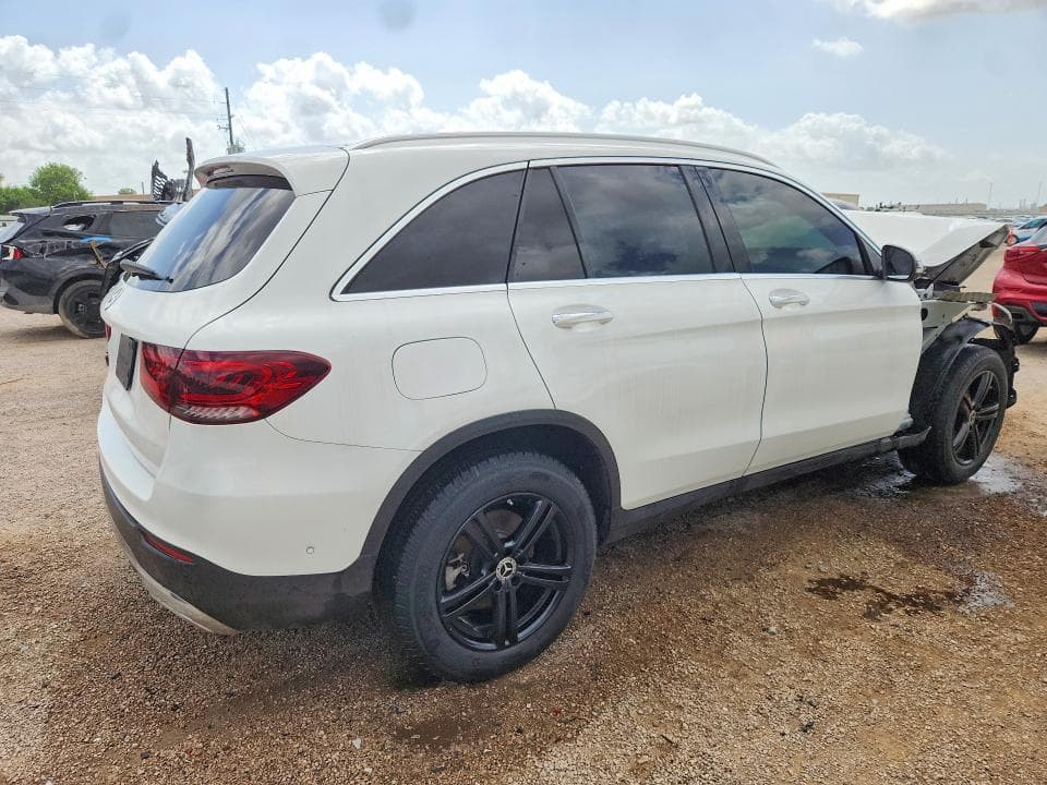 2020 MERCEDES-BENZ GLC 300 3