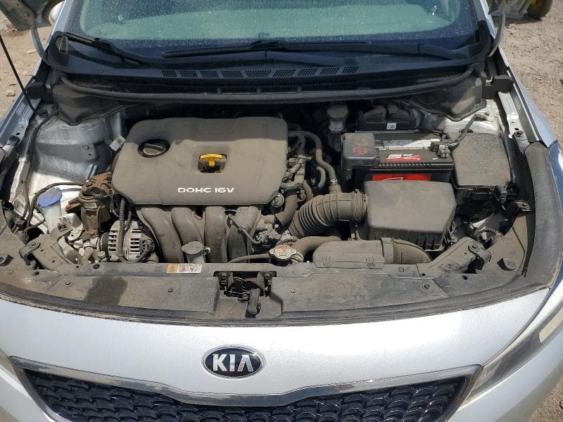 2017 KIA FORTE LX 11