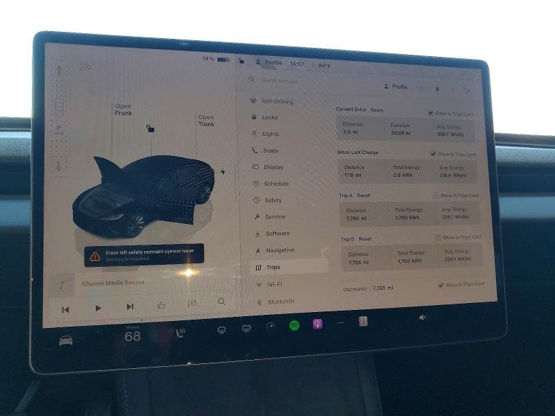 2026 TESLA MODEL 3 9