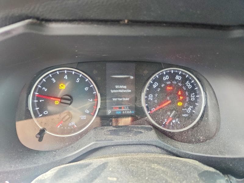 2021 TOYOTA RAV4 LE 9