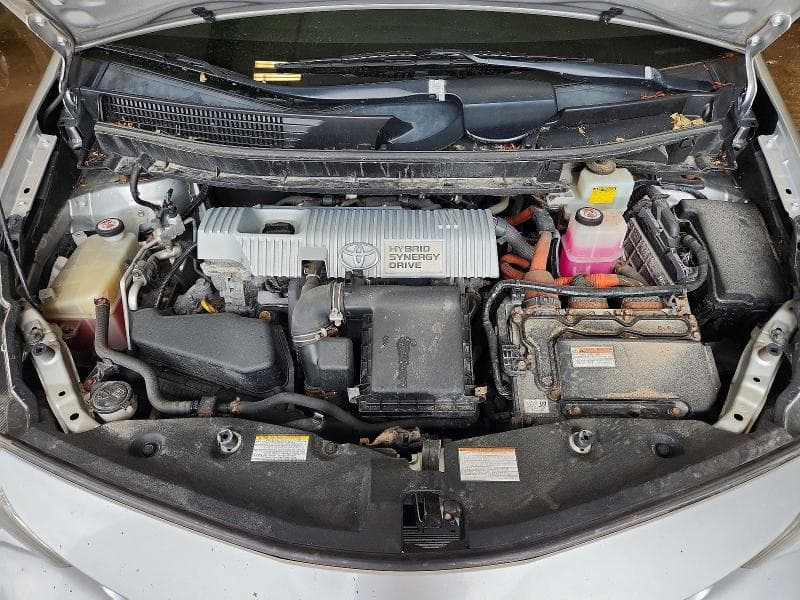 2017 TOYOTA PRIUS V THREE 11
