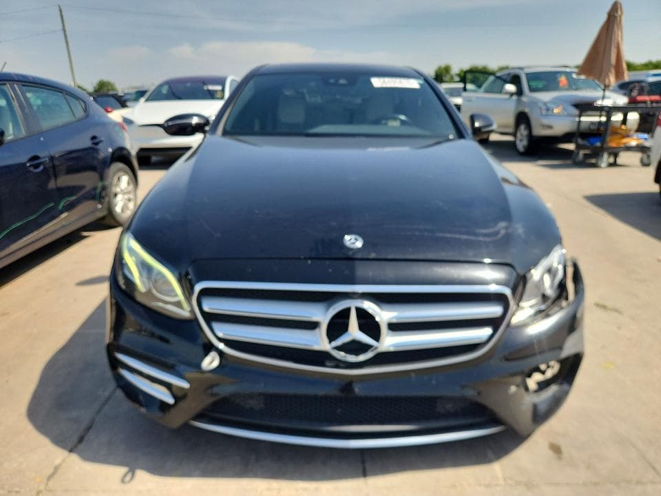 2019 MERCEDES-BENZ E 300 5