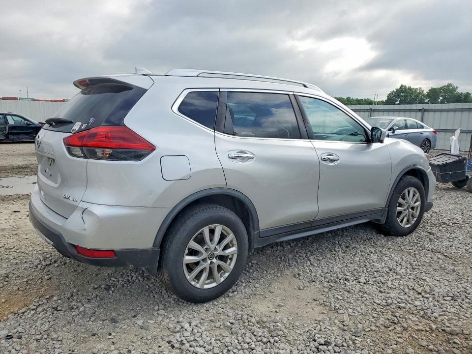 2018 NISSAN ROGUE SV 3